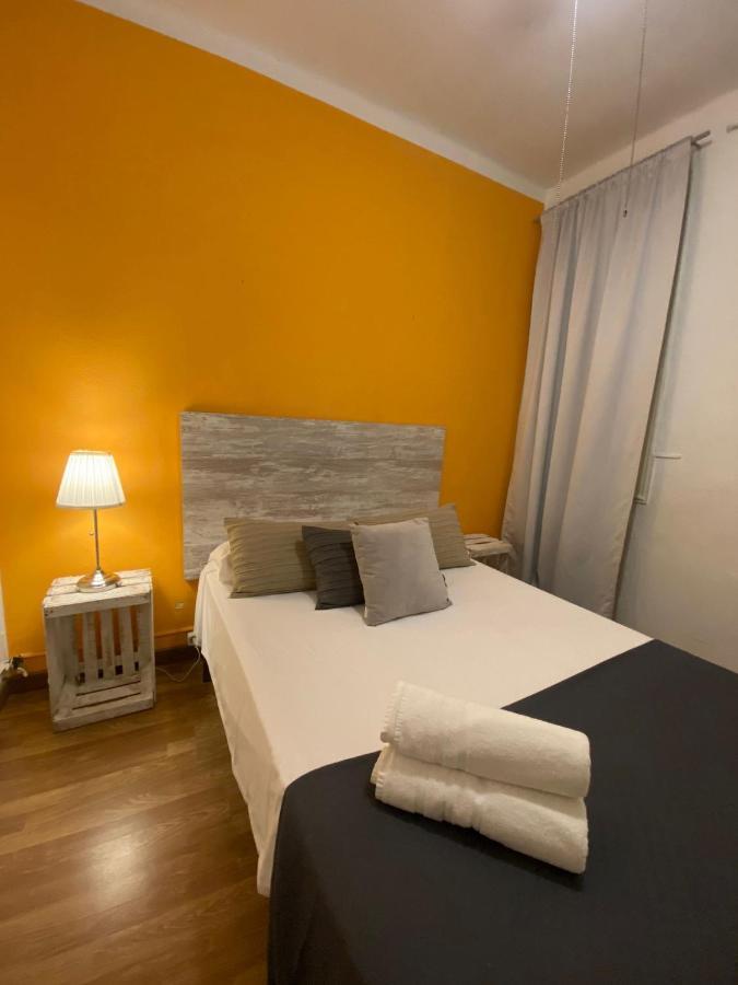 Alani Montjuic Hostel Barcelona Ngoại thất bức ảnh