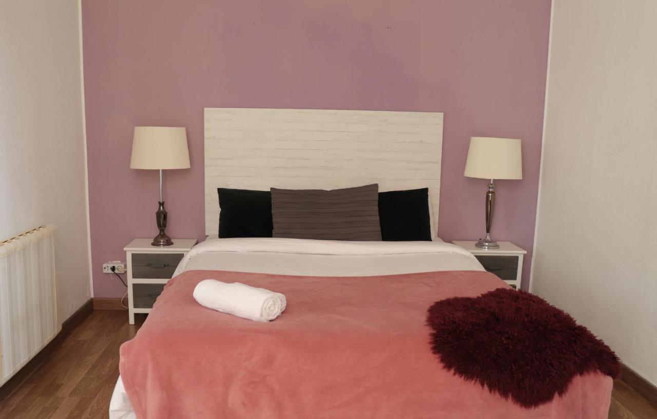 Alani Montjuic Hostel Barcelona Ngoại thất bức ảnh