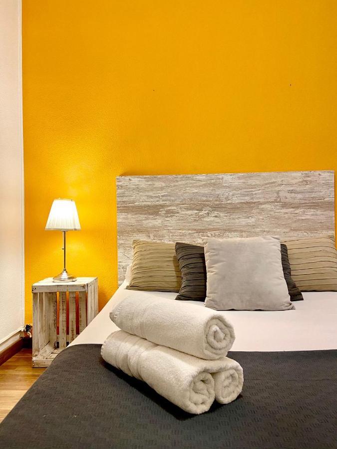 Alani Montjuic Hostel Barcelona Ngoại thất bức ảnh
